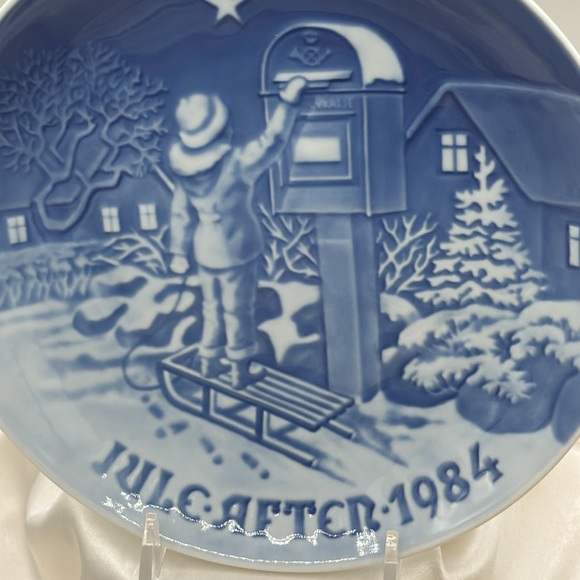 Bing and Grondahl 1984 Christmas Plate - Picture 2 of 4